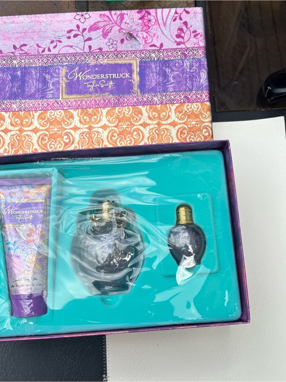 Taylor Swift Wonderstruck Perfume Gift Set BIG 3.4oz Bottle + Mini & Lotion RARE - Picture 3 of 7
